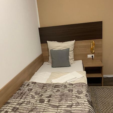 Hotel Pizzeria Da Beni Kochersteinsfeld 外观 照片