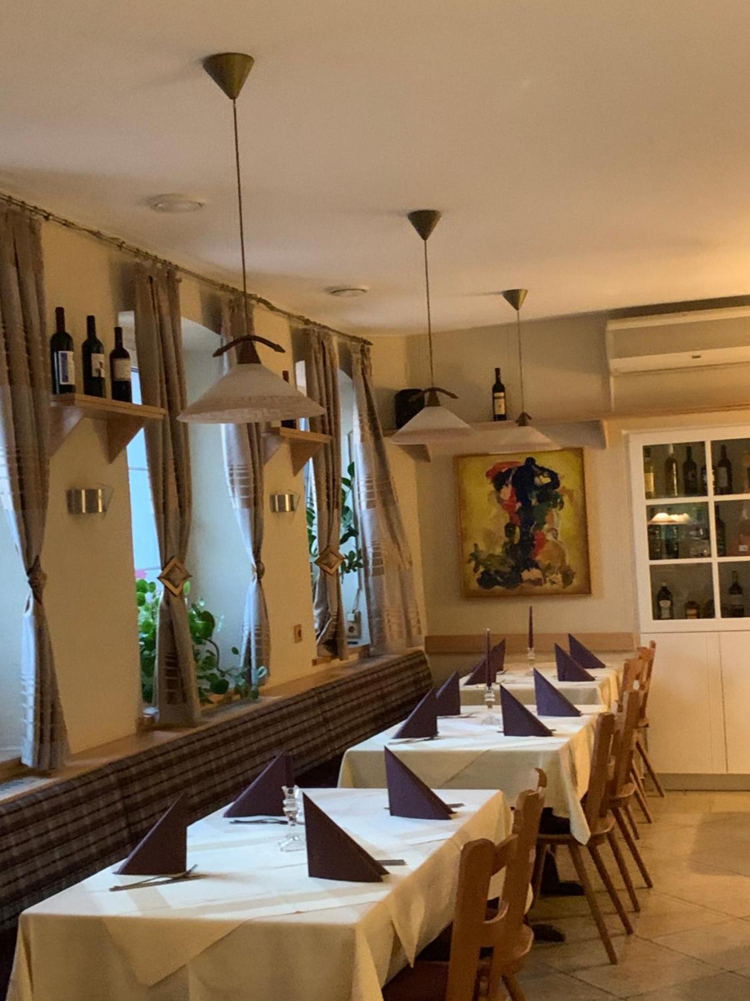 Hotel Pizzeria Da Beni Kochersteinsfeld 外观 照片