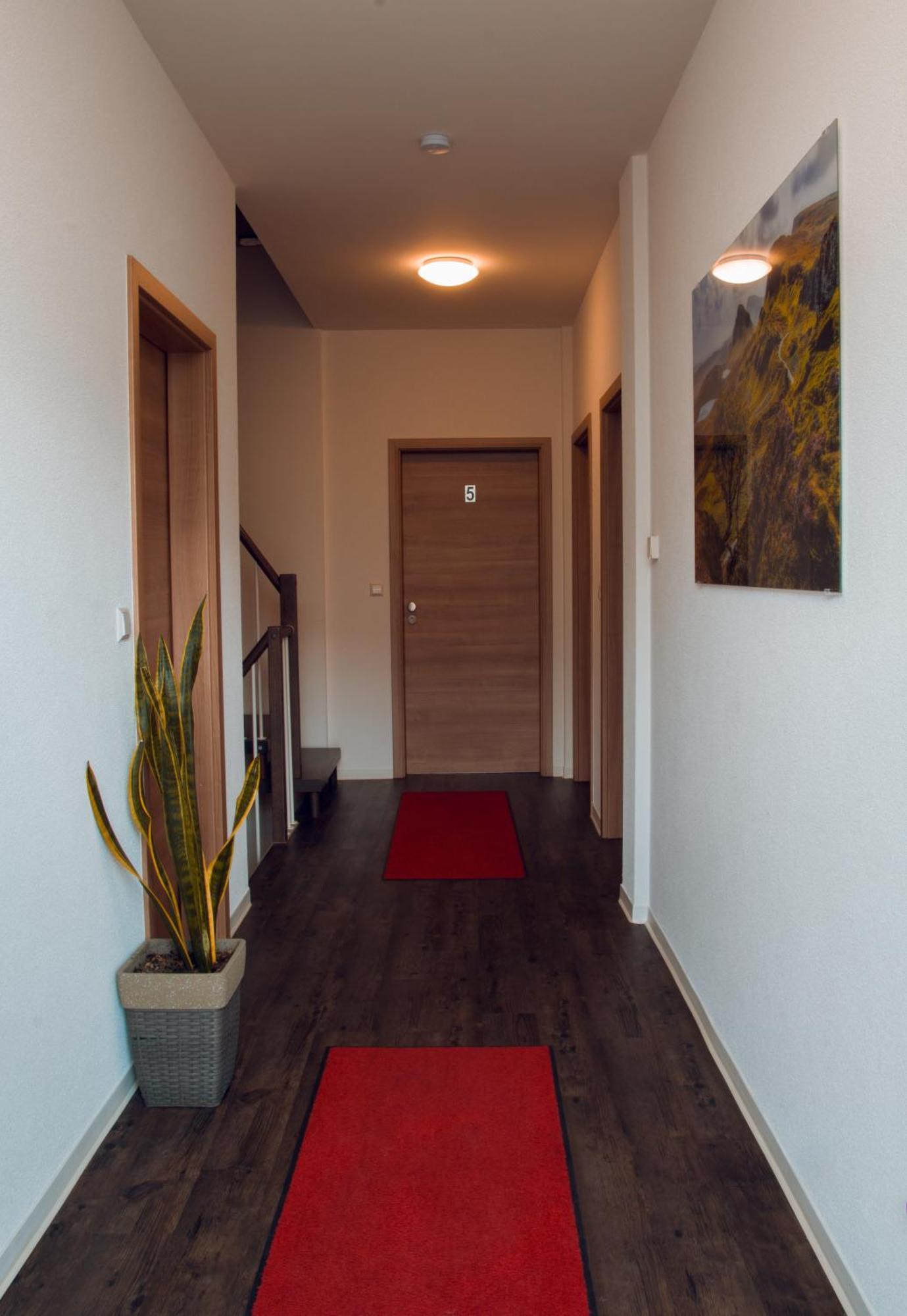 Hotel Pizzeria Da Beni Kochersteinsfeld 外观 照片