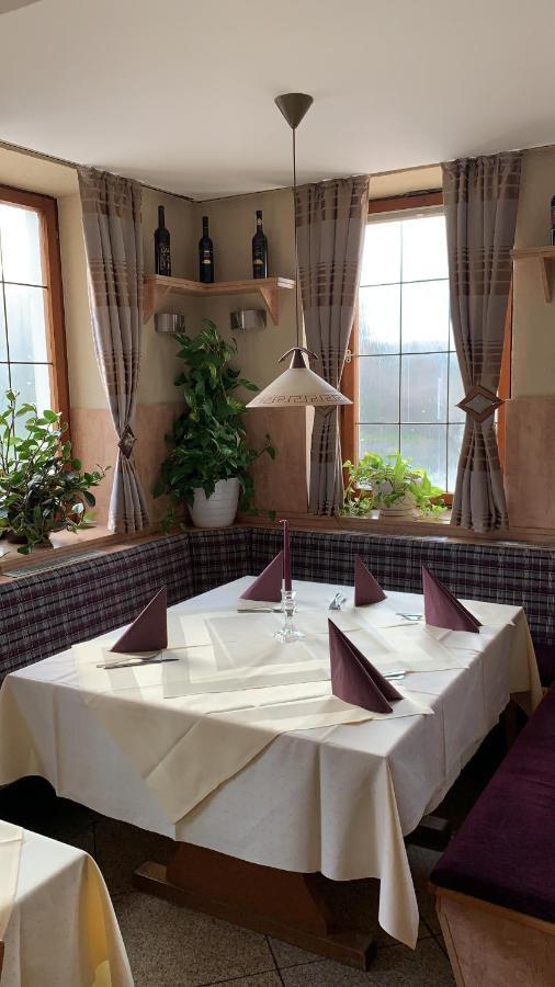 Hotel Pizzeria Da Beni Kochersteinsfeld 外观 照片