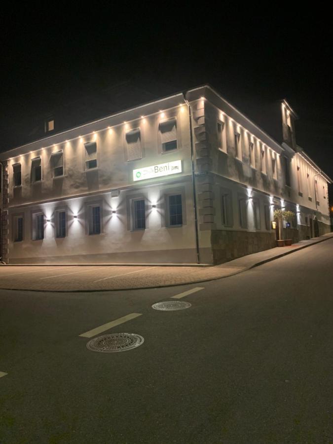 Hotel Pizzeria Da Beni Kochersteinsfeld 外观 照片